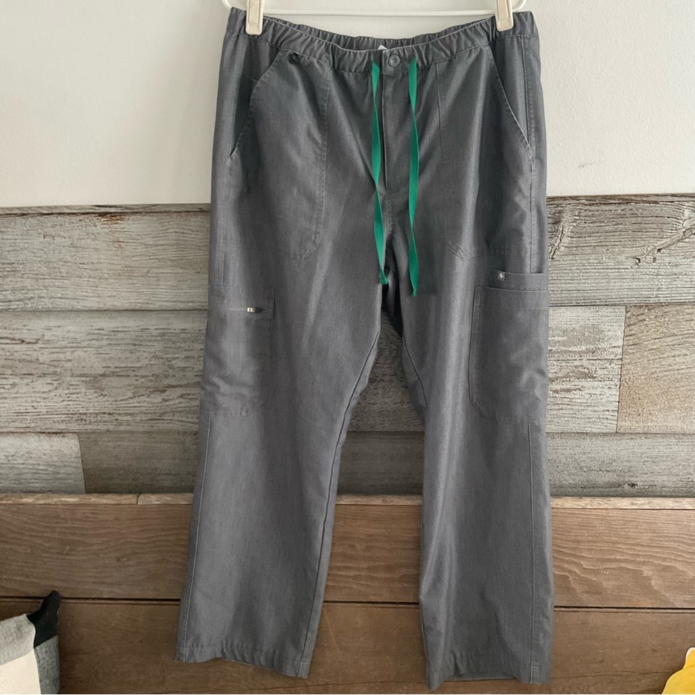 FIGS Technical Collection gray scrub pants size Large (H1)